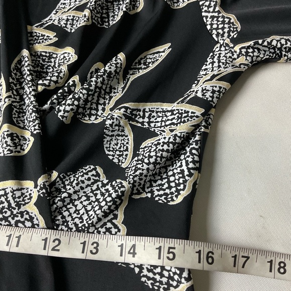 Joseph Ribkoff Black Dress with White Floral Design - Picture 6 of 12